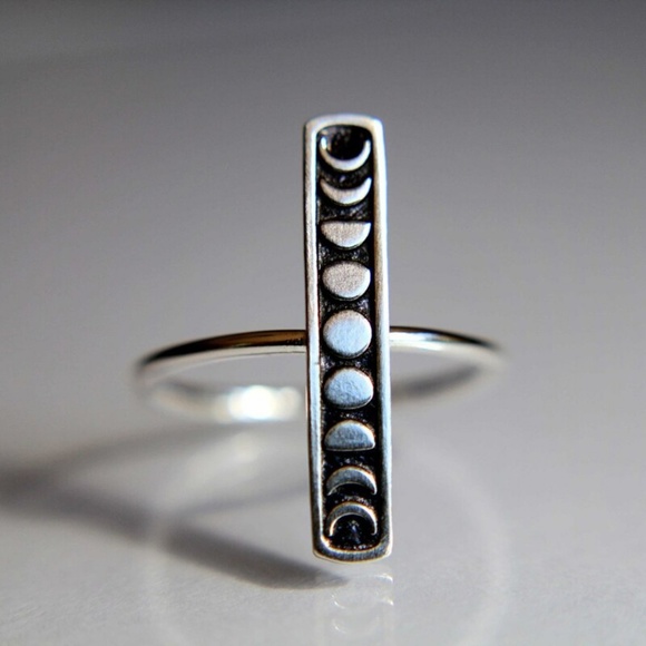 Star Posh Jewelry - 925 Sterling Silver Moon Phases Ring Size 8